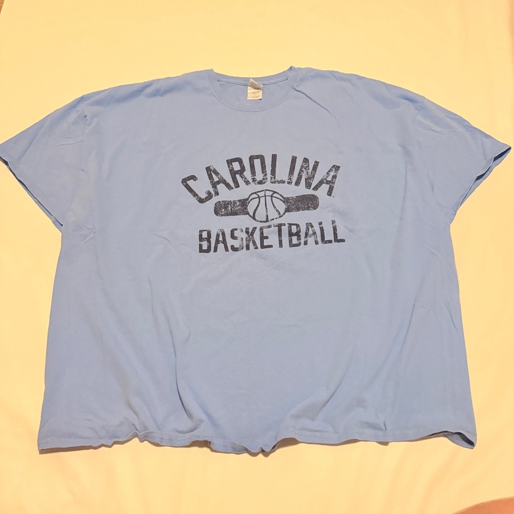Gildan T-Shirt Mens 5XL Blue Carolina Basketball NCAA Graphic Short Sleeve Tee